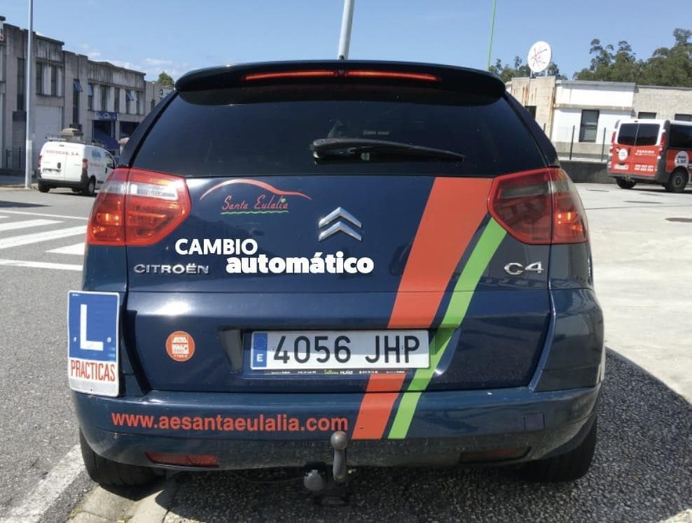 Carnet De Conducir Para Coches Automaticos En Santiago De Compostela